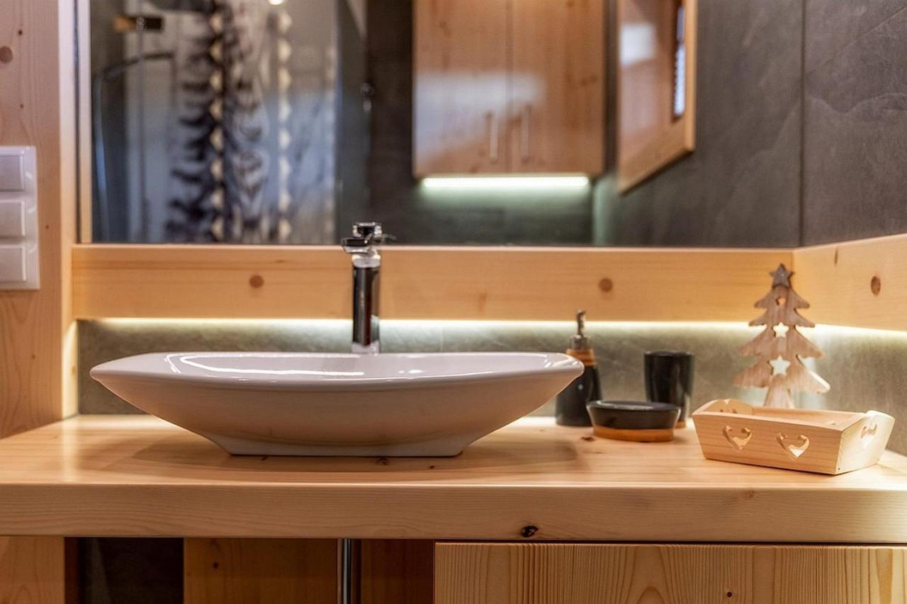 "Osada Guty" - Kazdy Domek Posiada Prywatne Jacuzzi Na Wylacznosc, W Cenie Pobytu - Idealne Miejsce Na Wypoczynek! Szaflary Exteriér fotografie